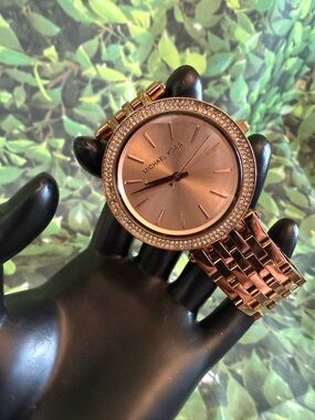 Michael Kors Rose Gold Crystal Bezel Ladies Watch